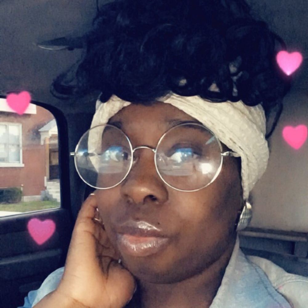 Meet your Posher, Taniesha